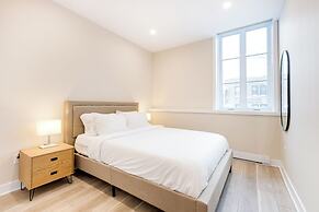 Mont Royal Suites