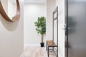 Mont Royal Suites