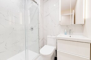 Mont Royal Suites