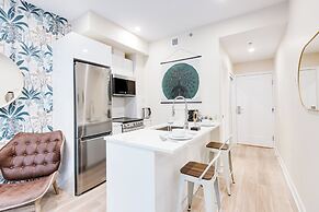 Mont Royal Suites