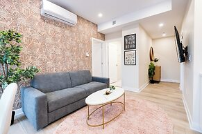 Mont Royal Suites