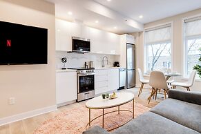 Mont Royal Suites