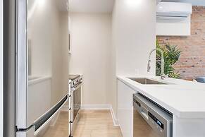 Mont Royal Suites