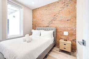 Mont Royal Suites