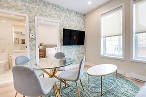 Mont Royal Suites