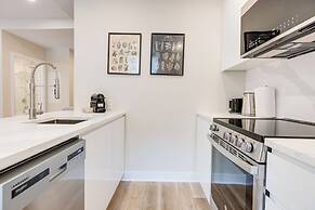Mont Royal Suites