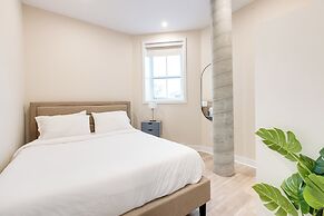 Mont Royal Suites