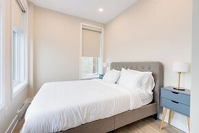 Mont Royal Suites