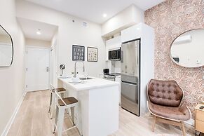Mont Royal Suites