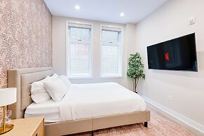 Mont Royal Suites