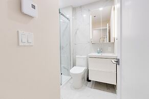Mont Royal Suites