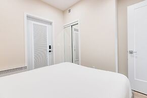 Mont Royal Suites