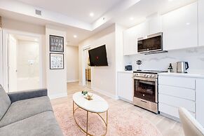 Mont Royal Suites