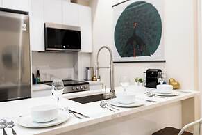 Mont Royal Suites