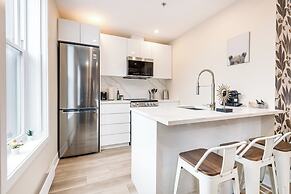 Mont Royal Suites
