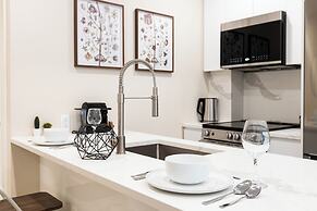 Mont Royal Suites