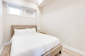 Mont Royal Suites
