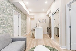 Mont Royal Suites