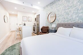 Mont Royal Suites