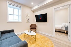 Mont Royal Suites