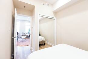 Mont Royal Suites