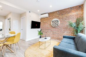 Mont Royal Suites