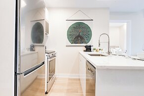 Mont Royal Suites