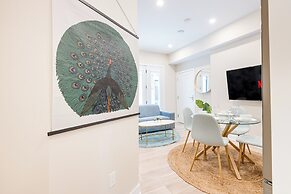 Mont Royal Suites