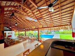 La Curadina Encuentro Surf Hotel