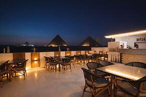 Pyramids Holiday Escape