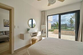 Luxury Escape Private Jacuzzi, Beach, Punta Cana Sleep 5