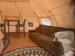 Cozy Safari Tent at Prairie Junction