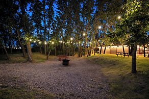 Cozy Safari Tent at Prairie Junction