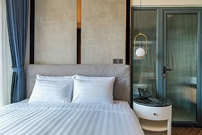 Serene Sea Beach Hotel Danang