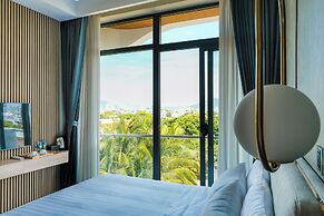 Serene Sea Beach Hotel Danang