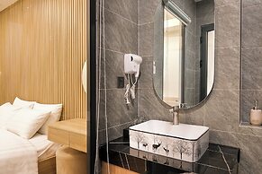 Serene Sea Beach Hotel Danang