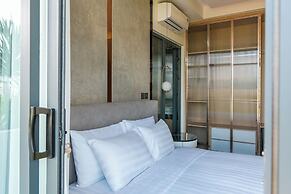Serene Sea Beach Hotel Danang