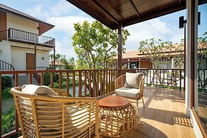 Natural Beach Resort
