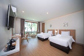 Natural Beach Resort