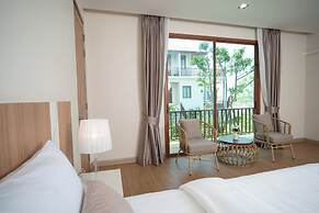 Natural Beach Resort