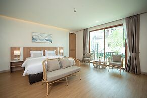 Natural Beach Resort