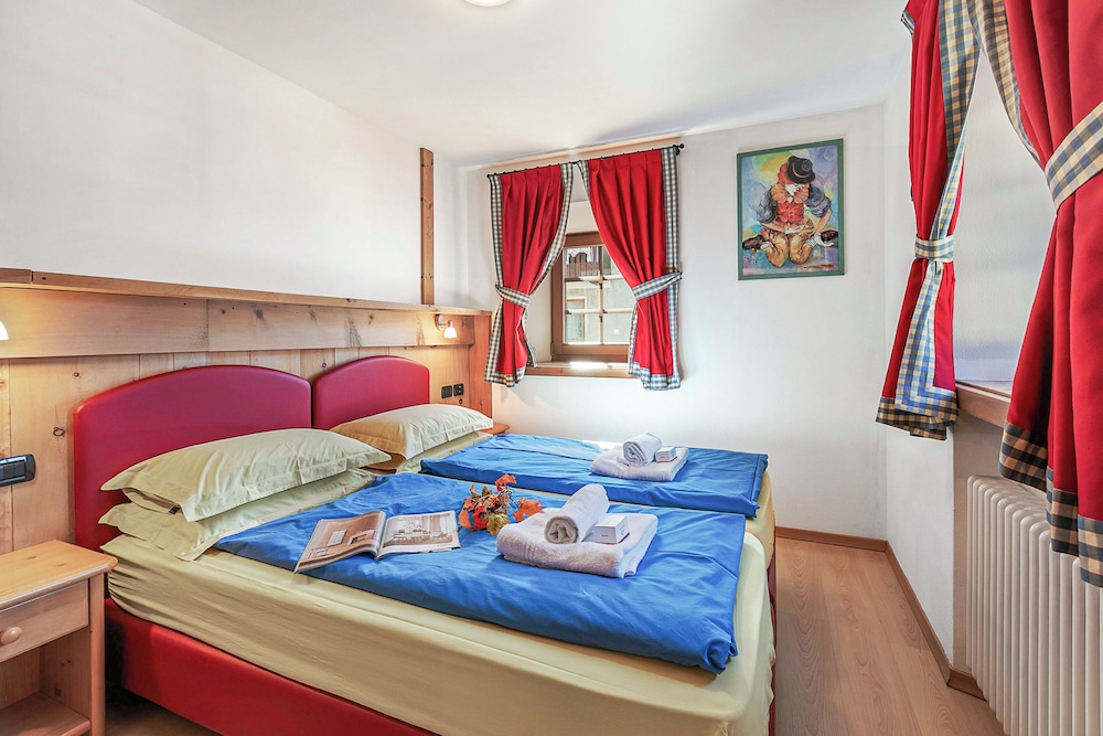 Baita Menin Apartments