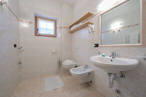 Baita Menin Apartments