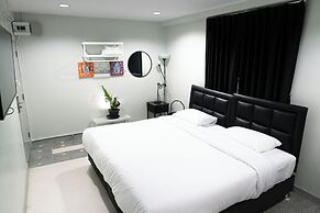 Suksomboon Residence