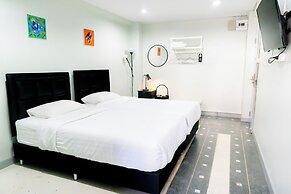 Suksomboon Residence