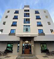 Suksomboon Residence
