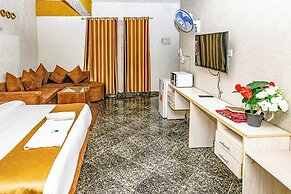 Nur Complex Hotel