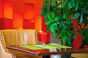 Nur Complex Hotel