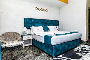 Nur Complex Hotel