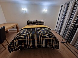 Standard Double Room - Shared